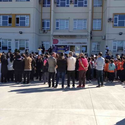 TOKAT İL MİLLİ EĞİTİM MÜDÜRLÜĞÜNÜN DÜZENLEDİĞİ TUBİTAK FUARI İNGİLİZ MİSAFİRLERİMİZCE GEZİLDİ