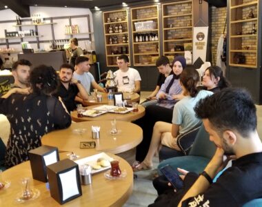 Gençler Tiyatro Sahnesinde Şiddete “Dur” Diyor!