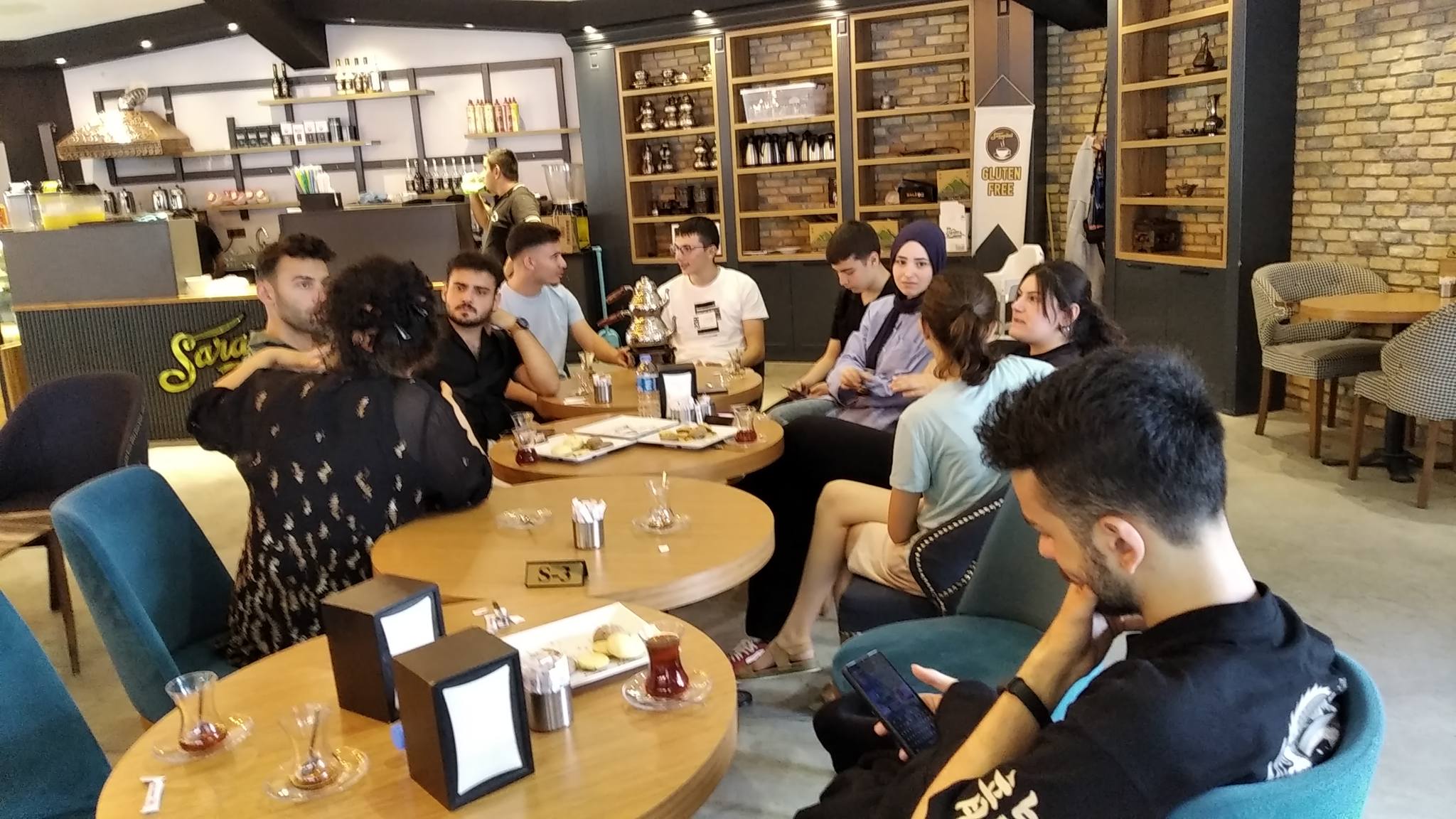Gençler Tiyatro Sahnesinde Şiddete “Dur” Diyor!
