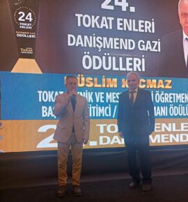 24. Tokat Enler Ödül Töreni’nde Müslim Kaçmaz’a “En İyi Eğitmen ve Proje Uzmanı” Ödülü